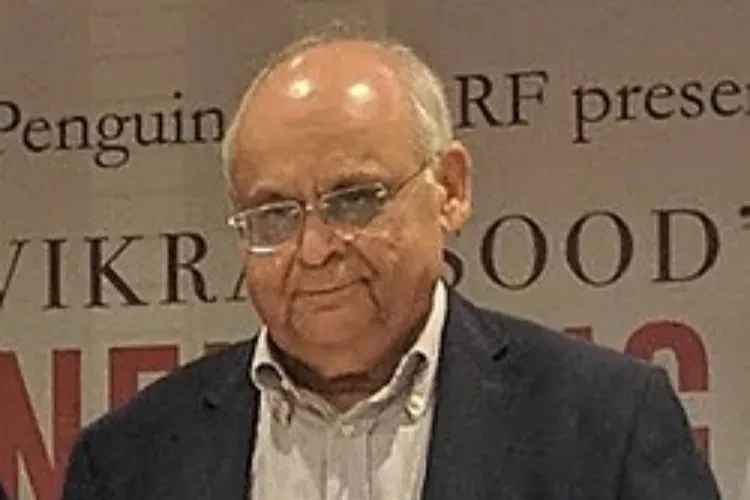पश्चिम एशिया के मुद्दों का समाधान वहीं के देश करें: पूर्व रॉ प्रमुख विक्रम सूद