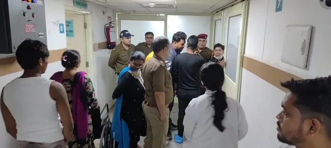 युवक-युवती के बीच मारपीट, फिर एक दूसरे पर धारदार हथियार से किया हमला