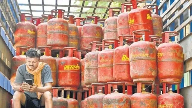 देशभर में गैस सप्लाई पर दबाव, कई राज्यों में बढ़ी लोगों की परेशानी