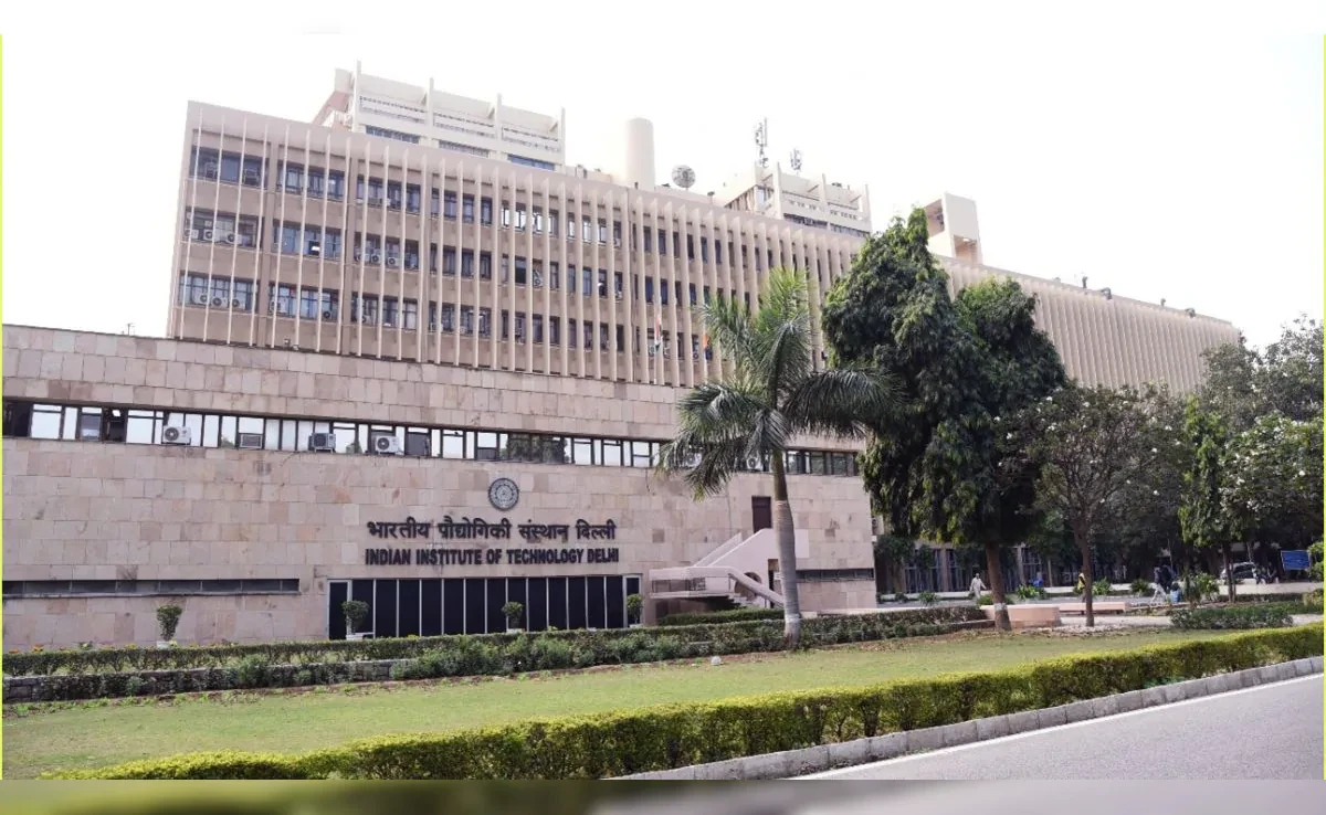 आईआईटी दिल्ली में बीटेक के छात्र ने की आत्महत्या, मचा हड़कंप