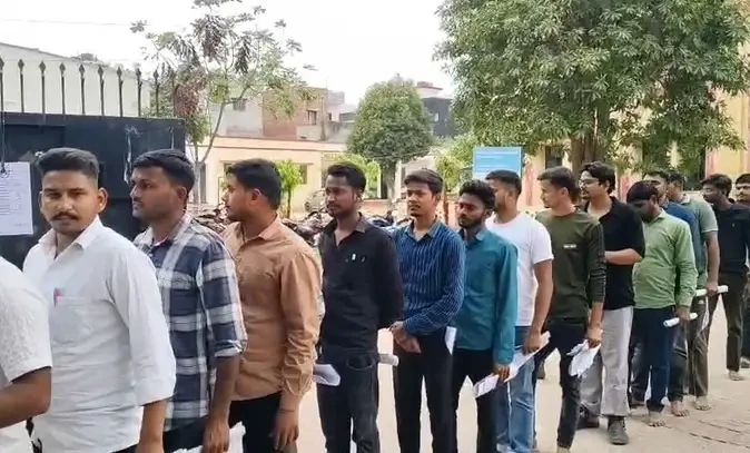 यूपी पुलिस भर्ती परीक्षा: विवादित प्रश्न मामले की पुलिस भर्ती बोर्ड करेगा जांच