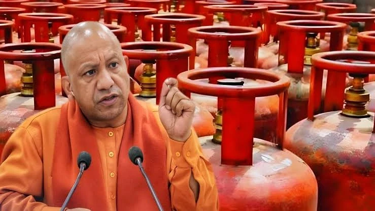 यूपी में गैस सिलिंडर की कालाबाजारी पर सख्ती: 4,816 छापे; 70 पर FIR, 10 गिरफ्तार