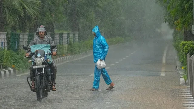 उत्तर भारत में मौसम का कहर: बारिश, बर्फबारी और तेज हवाओं का अलर्ट