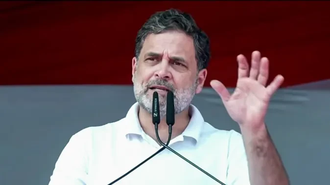 शिमला पहुंचे राहुल गांधी, छराबड़ा में प्रियंका के घर रुकेंगे