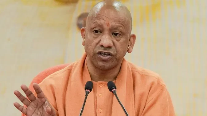 मथुरा घटना के बाद सीएम योगी एक्शन में, गो संरक्षण पर बुलाई बड़ी बैठक