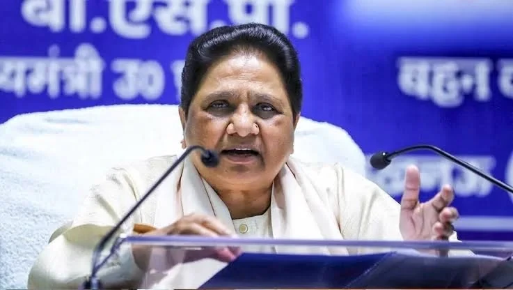 चुनाव से पहले लालच से बचें बहुजन समाज, नहीं तो 'बुरे दिन' आएंगे: मायावती