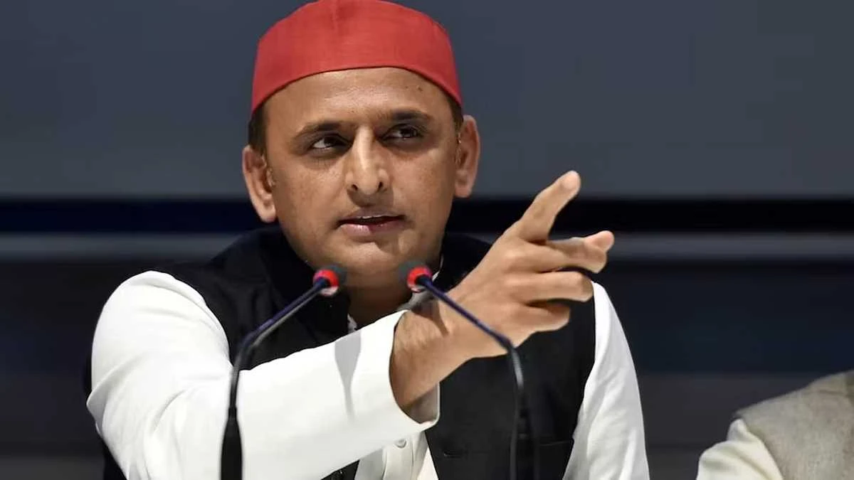 यूपी में किसान बर्बाद, आलू उत्पादकों को नहीं मिल रहा उचित मूल्य: अखिलेश