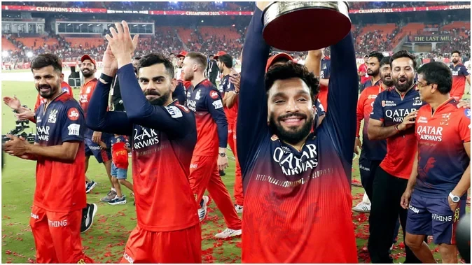 16,660 करोड़ में बिकी RCB, आदित्य बिरला ग्रुप बना नया मालिक