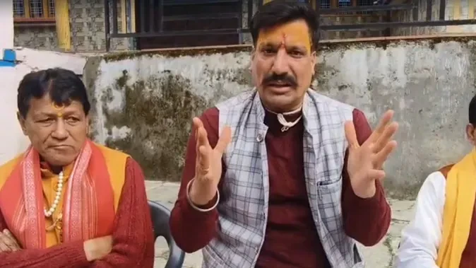 गैर-हिंदुओं के प्रवेश और पंचगव्य मुद्दे पर यमुनोत्री समिति का बयान- हर श्रद्धालु का होगा स्वागत