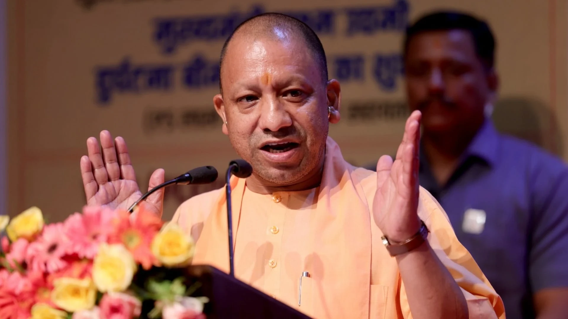सीएम योगी ने 665 नर्सिंग अधिकारियों को नियुक्ति पत्र सौंपे