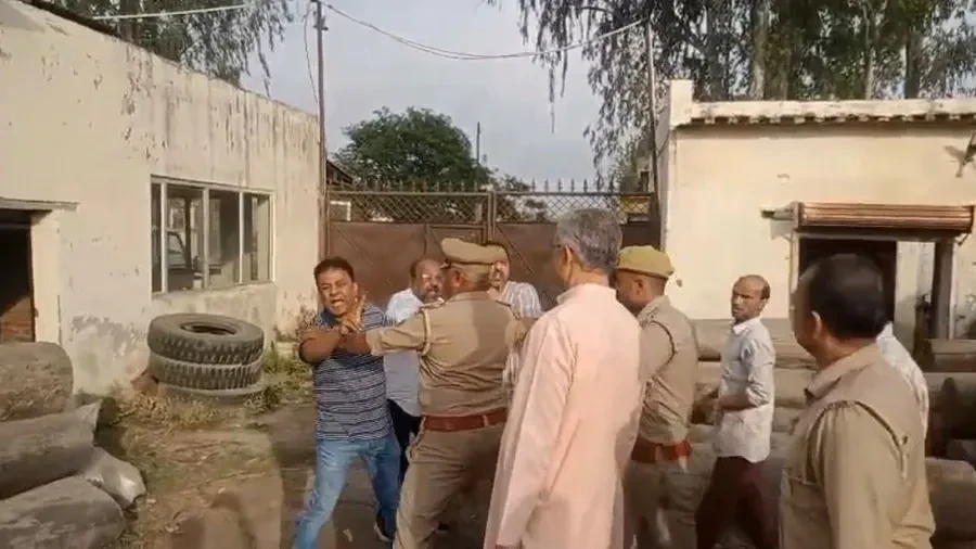 बिजनौर आरा मशीन विवाद: सपा नेता बोले- कार्रवाई पक्षपाती, राजनीतिक हलचल बढ़ी