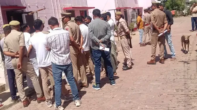 मुरादाबाद में PAC जवान ने की आत्महत्या, कमरे में फंदे पर लटका मिला शव