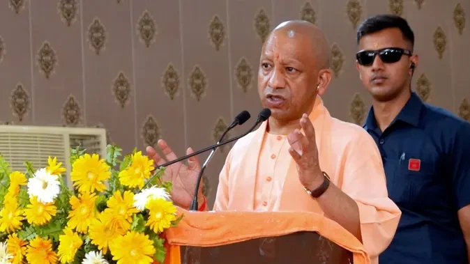 मुख्यमंत्री योगी आदित्यनाथ ने पत्रकारिता में एकजुट दृष्टिकोण पर दिया जोर