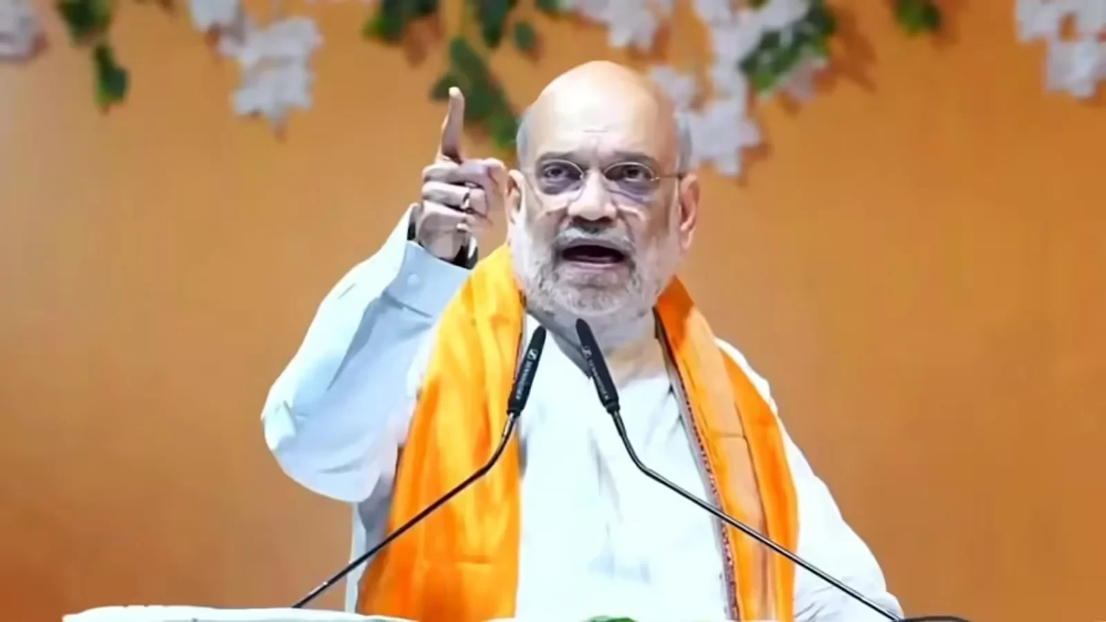 बीजेपी का ‘भरोसे का पत्र’ जारी, अमित शाह बोले- बदलाव चाहता है बंगाल