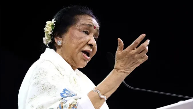 आशा भोसले की सेहत को लेकर पीएम मोदी चिंतित, दी शीघ्र स्वस्थ होने की शुभकामनाएं