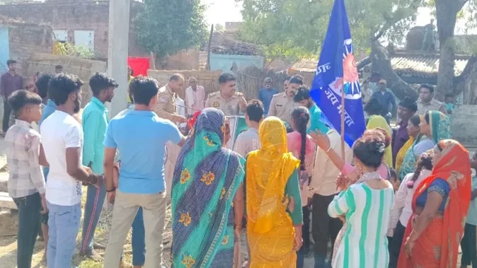 लखीमपुर: बांकेगंज बवाल के बाद अब भीरा में विवाद, आमने-सामने आए दो पक्षों के लोग