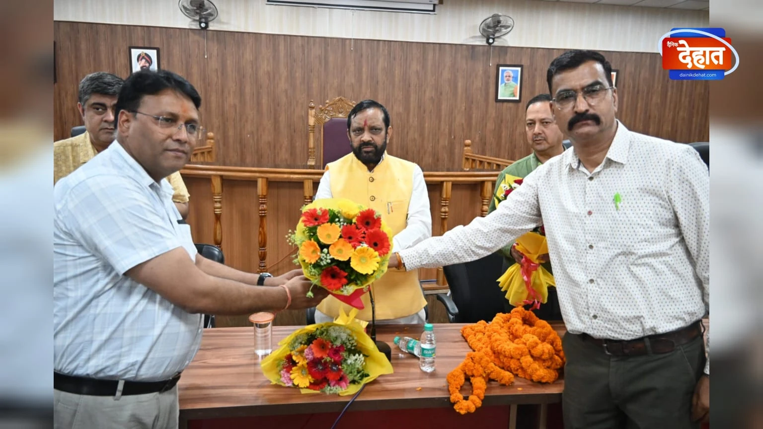 मुजफ्फरनगर पहुंचे केंद्रीय मॉनिटरिंग कमेटी के प्रतिनिधि, सफाई कर्मचारियों की समस्याएं सुनी
