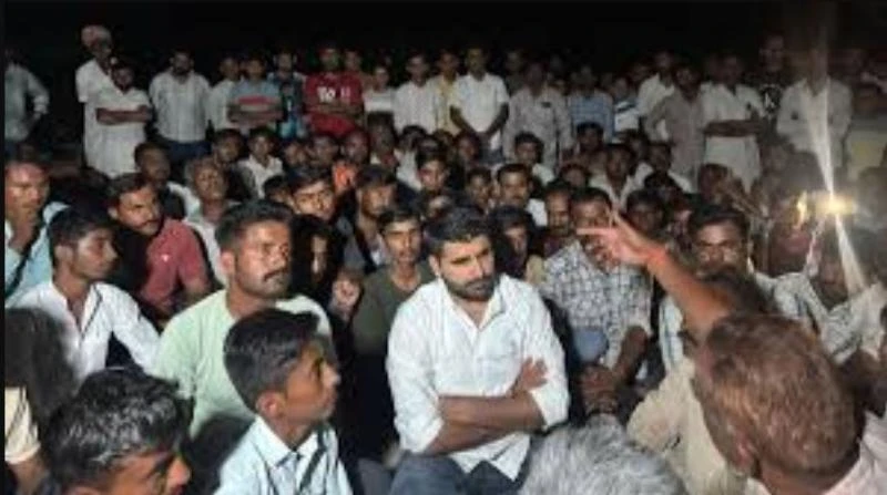 जयपुर में ‘ओरण बचाओ’ यात्रा पर बवाल: धरने पर बैठे विधायक भाटी, पुलिस से हुई नोंकझोंक