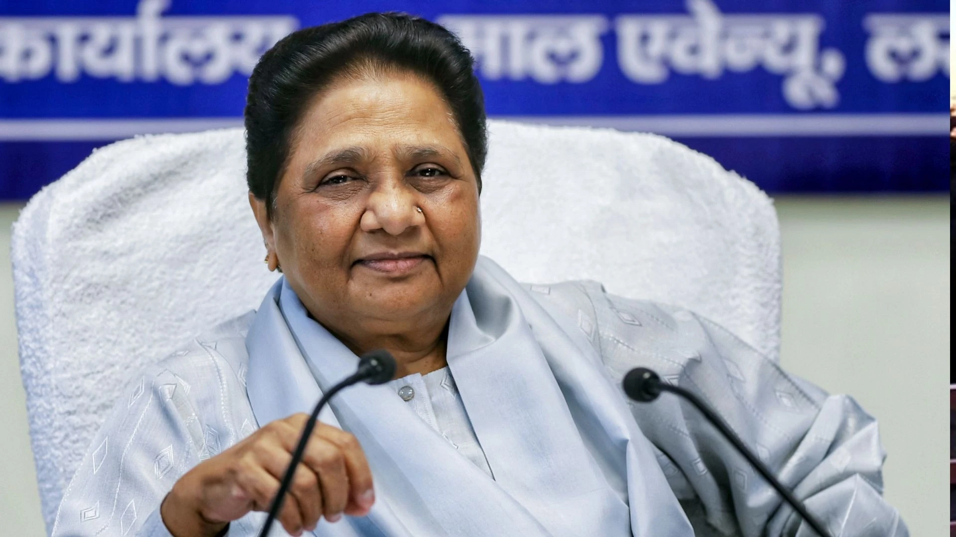 'महिला आरक्षण के मामले में गिरगिट की तरह रंग बदल रही कांग्रेस': मायावती