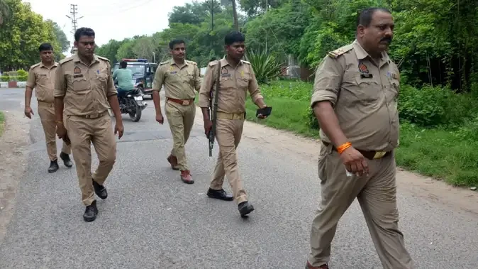 एएमयू विवाद: डॉक्टर को धमकी देने के मामले में दो छात्र गिरफ्तार