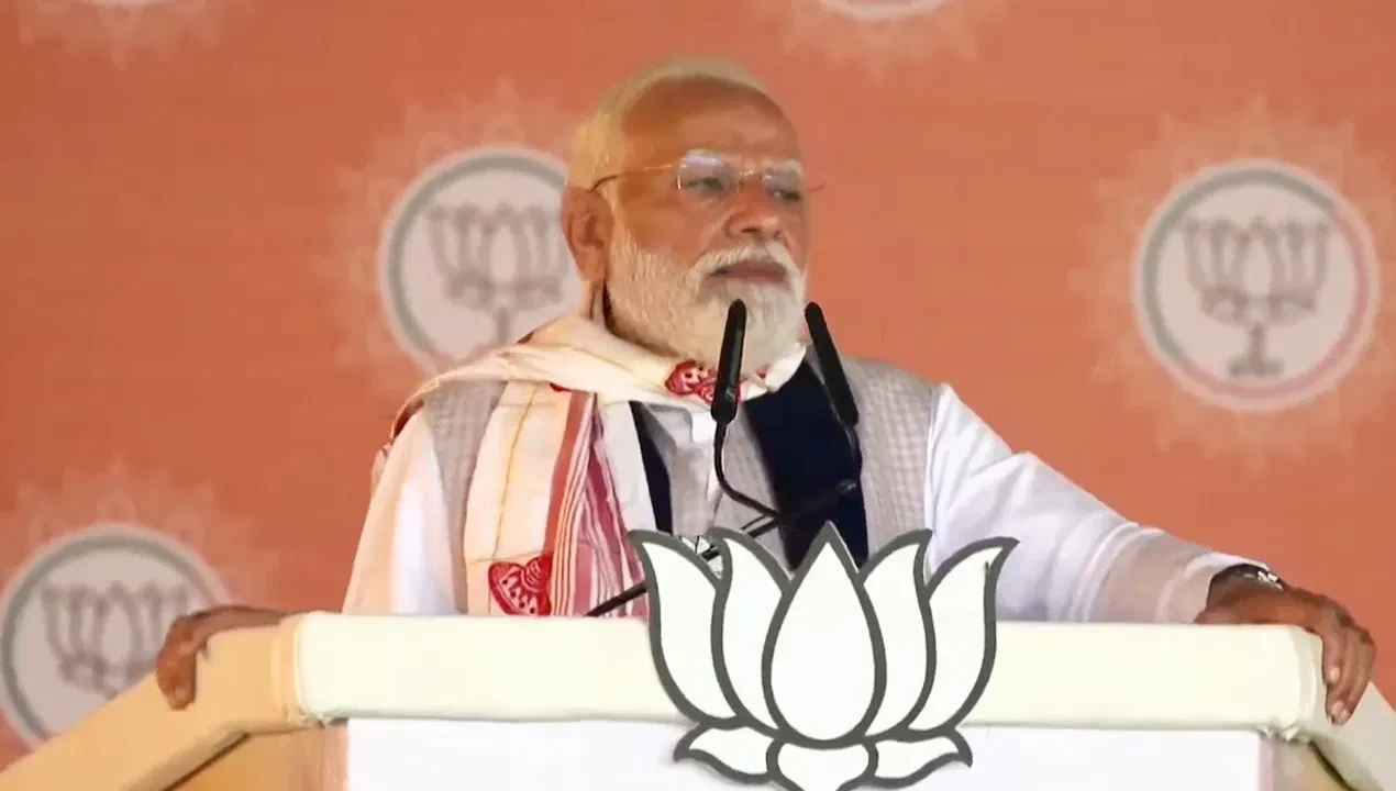 बंगाल में बदलाव की लहर, जनता चाहती है परिवर्तन: बैरकपुर रैली में बोले पीएम मोदी