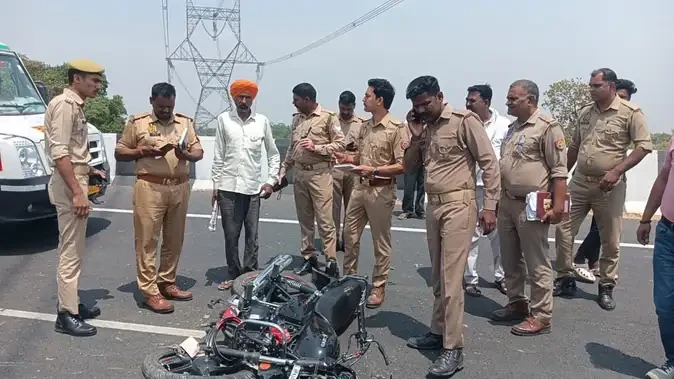 शाहजहांपुर में दर्दनाक सड़क हादसा, एक ही परिवार के चार लोगों की मौत