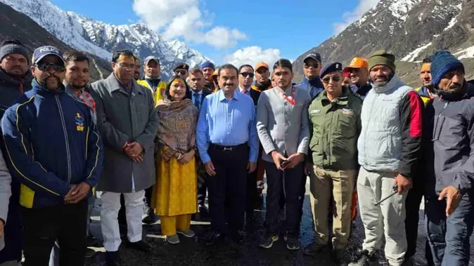 गौतम अदाणी पहुंचे केदारनाथ धाम, किए बाबा केदार के दर्शन