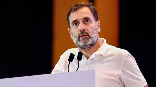 'गैस के बाद पेट्रोल-डीजल की बढ़ सकती हैं कीमतें': राहुल गांधी