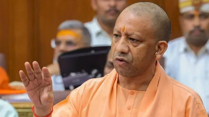 योगी सरकार का श्रम सुधार मॉडल, लाखों कर्मियों को मिलेगा सीधा फायदा