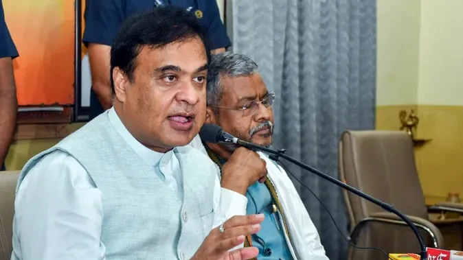 हिमंत बिस्वा सरमा के बयान पर भड़का बांग्लादेश: भारतीय उच्चायुक्त को किया तलब