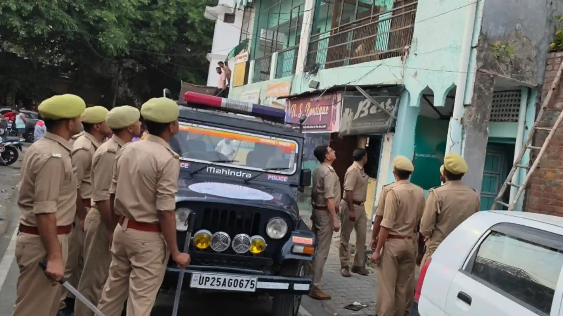 बरेली: क्रिकेट खेलते युवकों पर पाकिस्तान जिंदाबाद नारे लगाने का आरोप, 14 पर केस