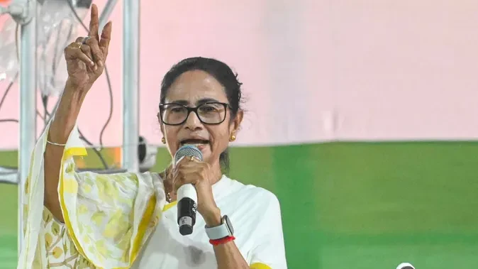बंगाल में मतगणना जारी, ममता बोलीं– अंतिम परिणाम अलग होंगे