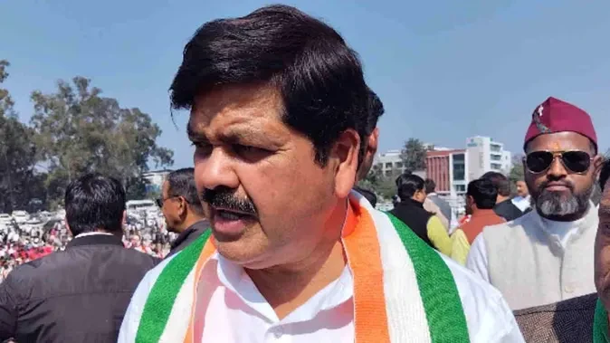 कांग्रेस में टिकट ठगी मामला गरमाया, राहुल गांधी के PS के नाम पर बड़ा खुलासा