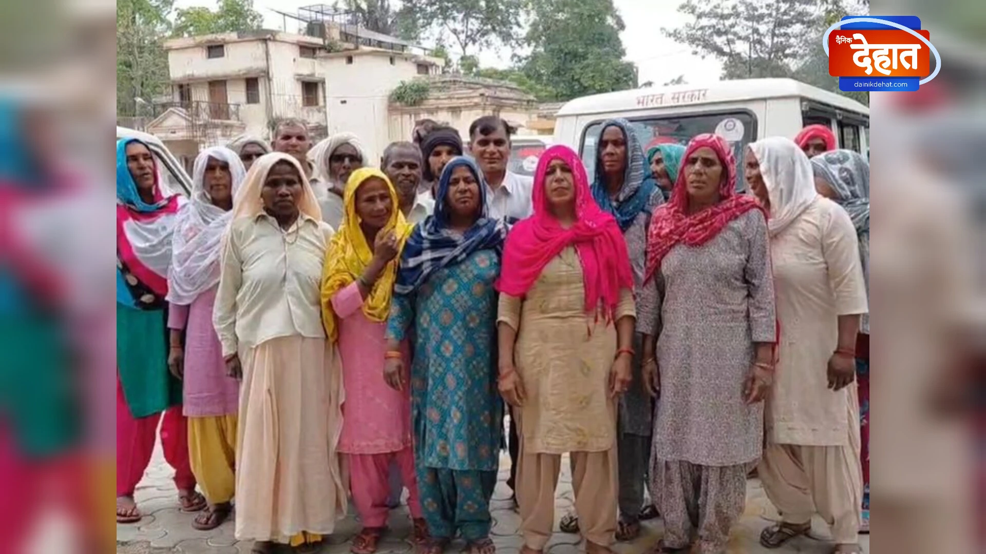 मुजफ्फरनगर: किनौनी गांव में तालाब पर कब्जे के विरोध में ग्रामीणों का प्रदर्शन