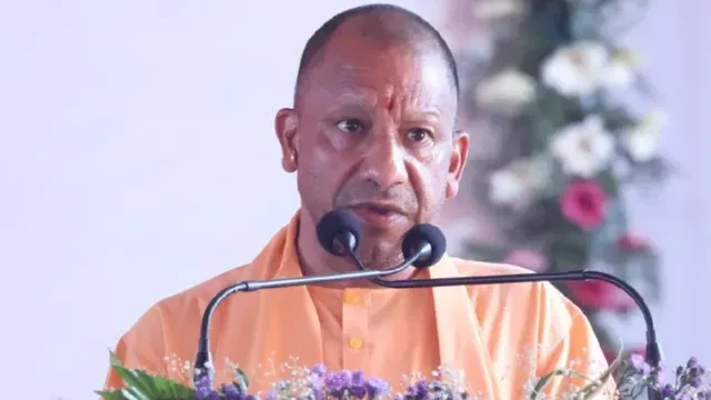 सीएम योगी को धमकी देने के मामले में सफाईकर्मी गिरफ्तार, बड़ी साजिश का खुलासा