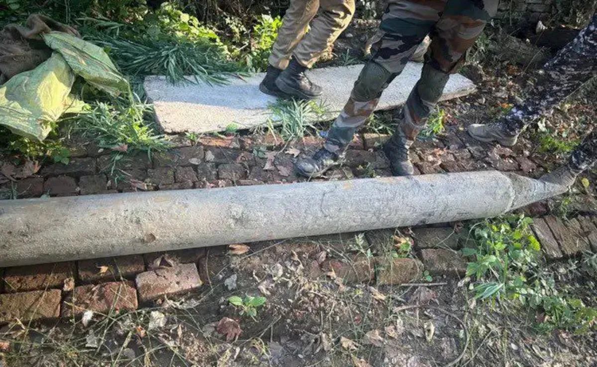 ऑपरेशन सिंदूर के दौरान खेत में गिरी मिसाइल, वहीं लहलहाई फसल, किसान बोले- हम नहीं डरते
