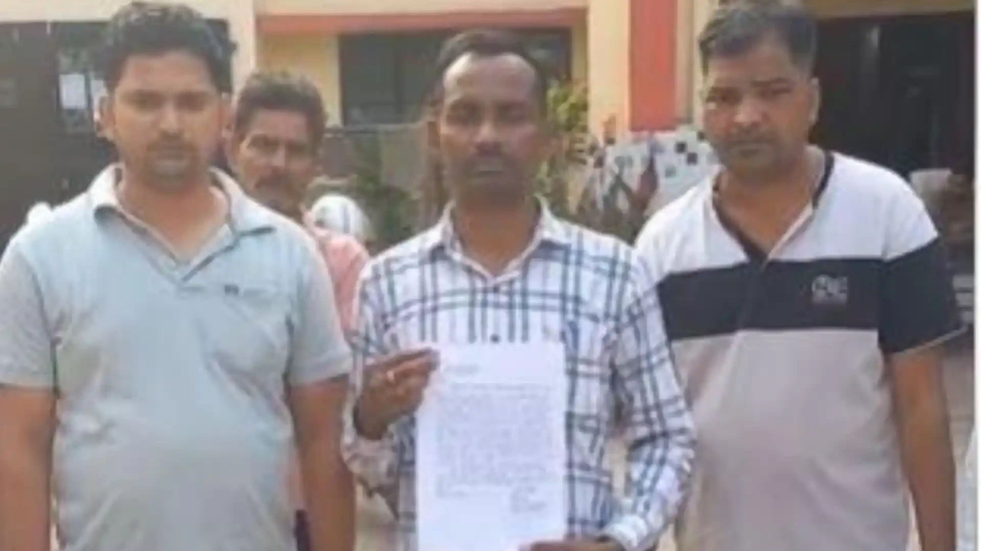 मुजफ्फरनगर: बिजलीघर में JE के साथ मारपीट, परिसर में हंगामे से मचा हड़कंप