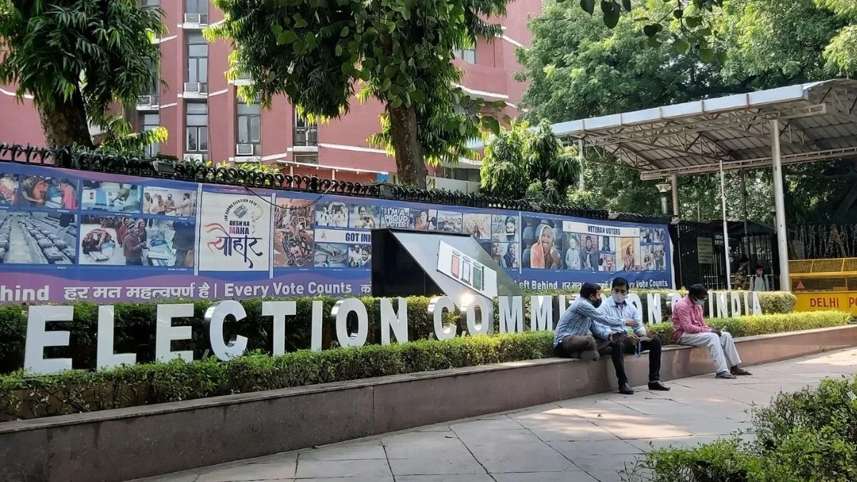 16 राज्यों और 3 केंद्र शासित प्रदेशों में होगा SIR, चुनाव आयोग का ऐलान