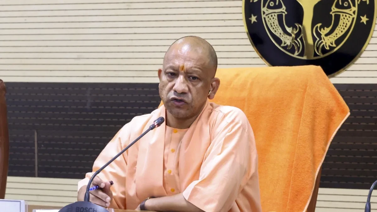 यूपी में बड़ा प्रशासनिक फेरबदल, 84 पीसीएस अधिकारियों के तबादले