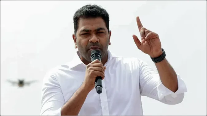 हम हिंदुओं के खिलाफ नहीं, हिंदुत्व की राजनीति के खिलाफ हैं: TVK नेता आधव अर्जुन