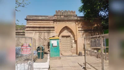 भोजशाला विवाद पर बड़ा फैसला, हाईकोर्ट ने परिसर को माना मंदिर