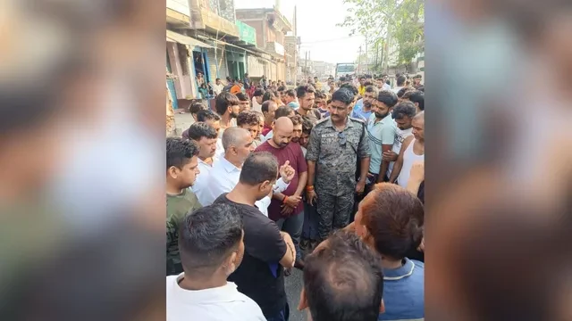 झारखंड: सड़क हादसे में कांग्रेस नेता की मां की मौत, इलाके में आक्रोश