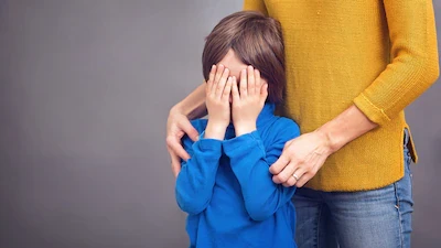 हर छोटी बात पर रोने की आदत कैसे करें कंट्रोल? जानें आसान तरीके