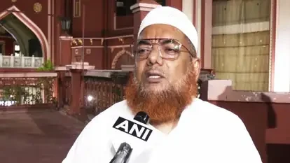 कोलकाता: नखोदा मस्जिद के इमाम की अपील, कहा- गोहत्या से बचें मुसलमान