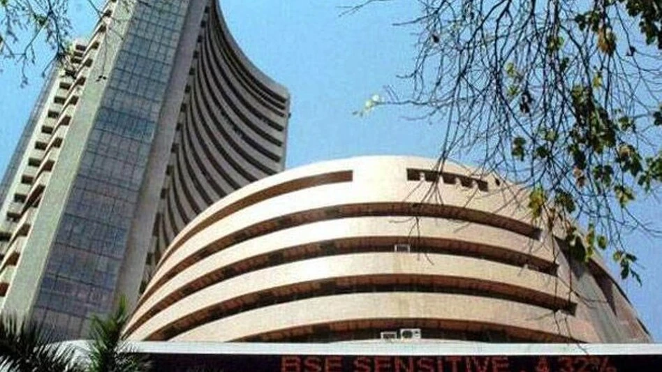 शेयर बाजार में गिरावट के बाद मामूली बढ़त, सेंसेक्स-निफ्टी हरे निशान पर बंद