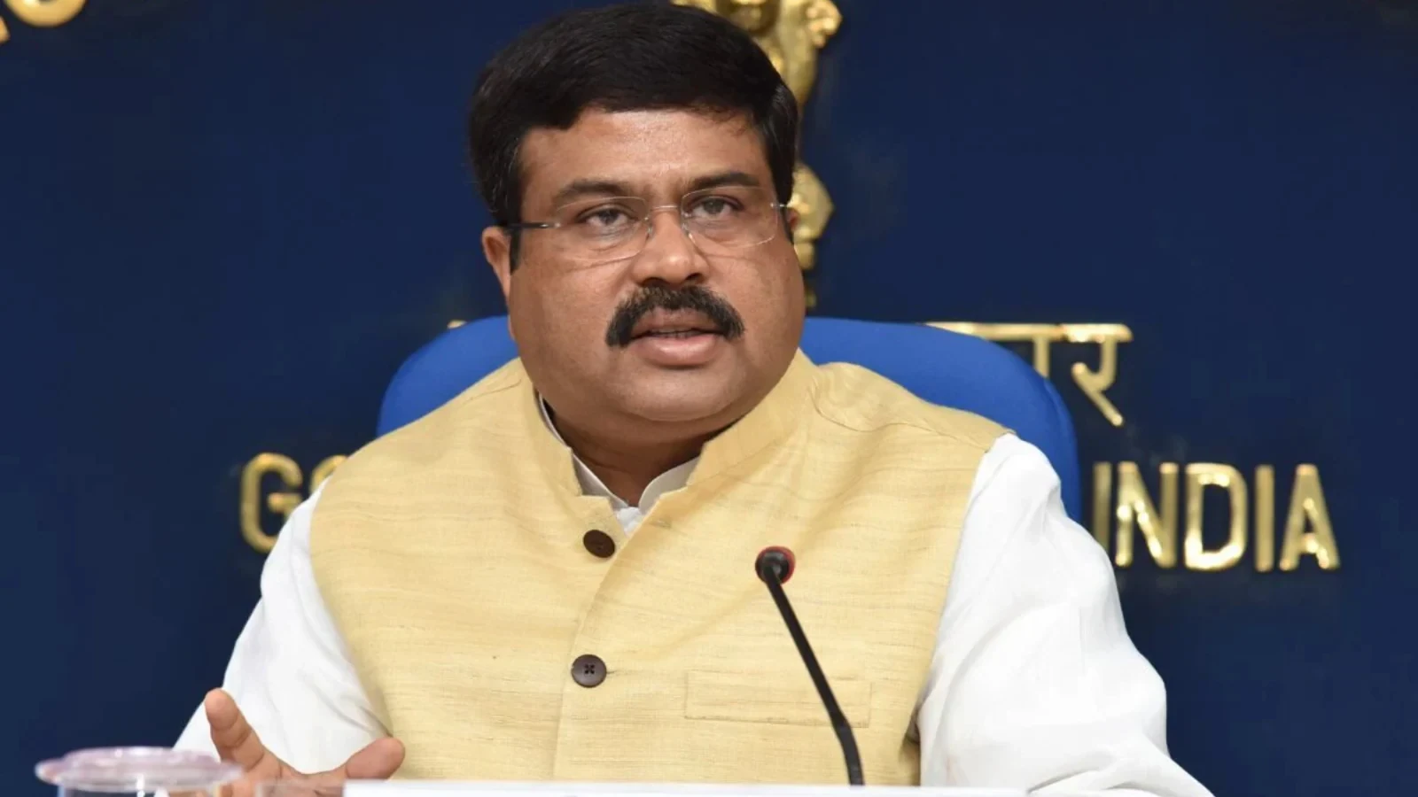 नीट यूजी 2026 पुनर्परीक्षा की तैयारियां तेज, धर्मेंद्र प्रधान ने की समीक्षा बैठक