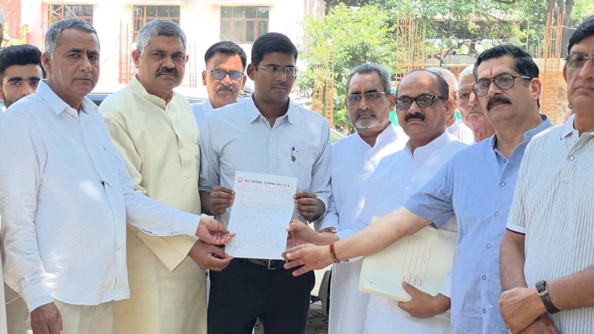 मुजफ्फरनगर में सपा के राष्ट्रीय प्रवक्ता राजकुमार भाटी के खिलाफ FIR दर्ज