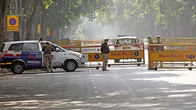 दिल्ली ट्रैफिक पुलिस का अलर्ट: कल कई रास्ते रहेंगे बंद, जारी हुई एडवाइजरी