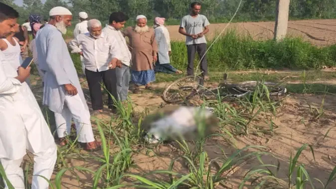 बिजनौर: करंट लगने से 65 वर्षीय मजदूर की मौत, ग्रामीणों का प्रदर्शन