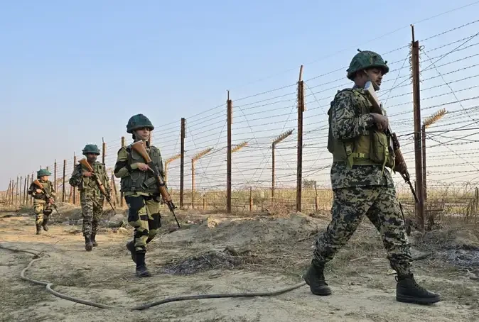 भारत-बांग्लादेश सीमा सुरक्षा को लेकर बड़ा फैसला, BSF को मिली 27 KM जमीन